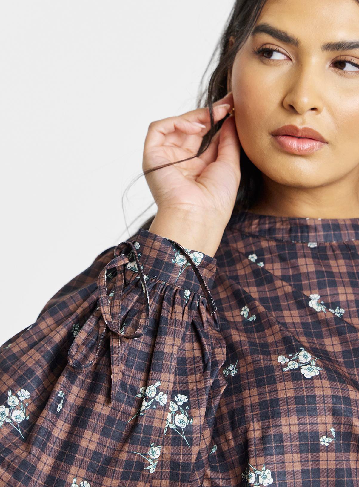 SIMPLY BE Floral Check High Neck Blouse 26 - Image 4